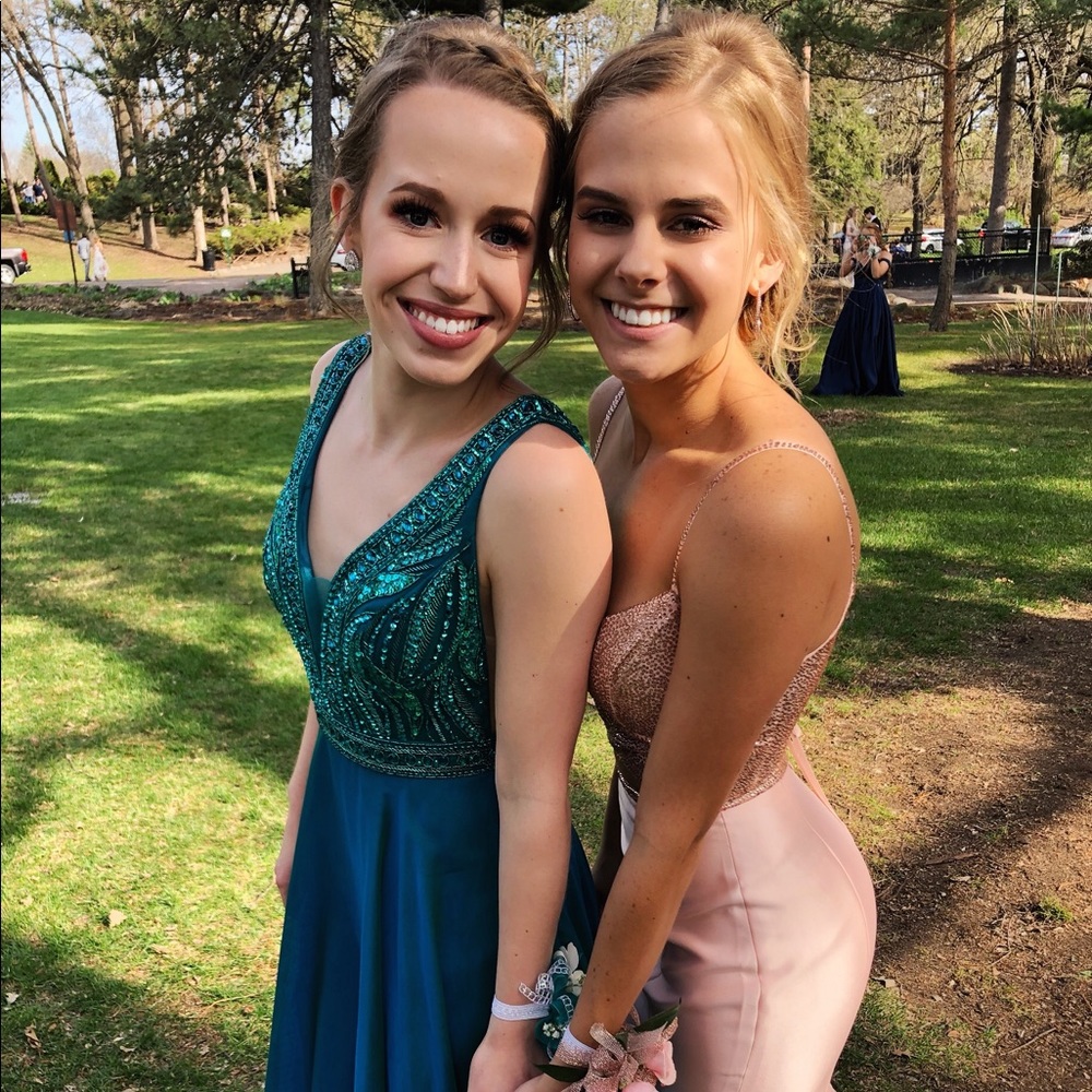 Meet your Posher, Taylor